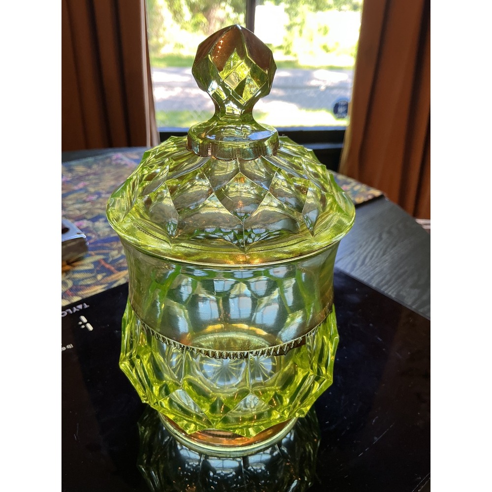Antique Beaumont Glass Vaseline/Uranium Candy Jar with Lid - Picture 5 of 16